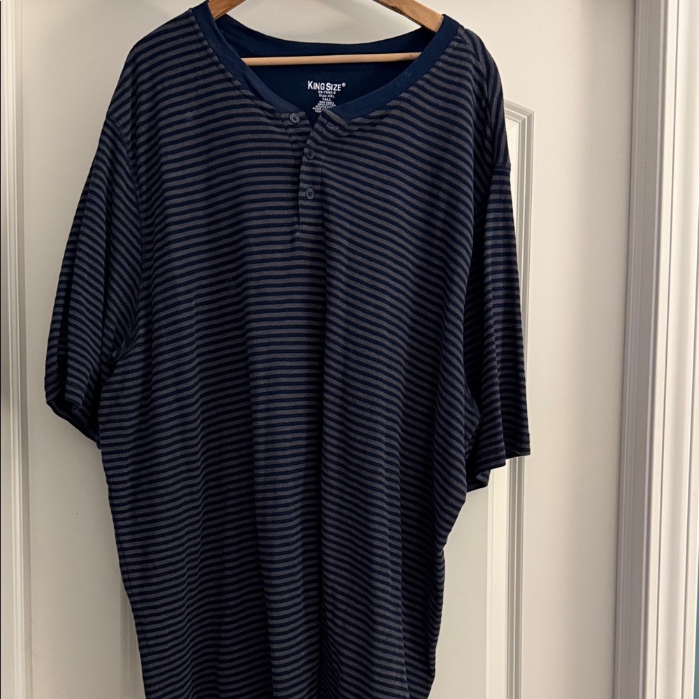 Men's Navy and Gray short sleeve Henley
